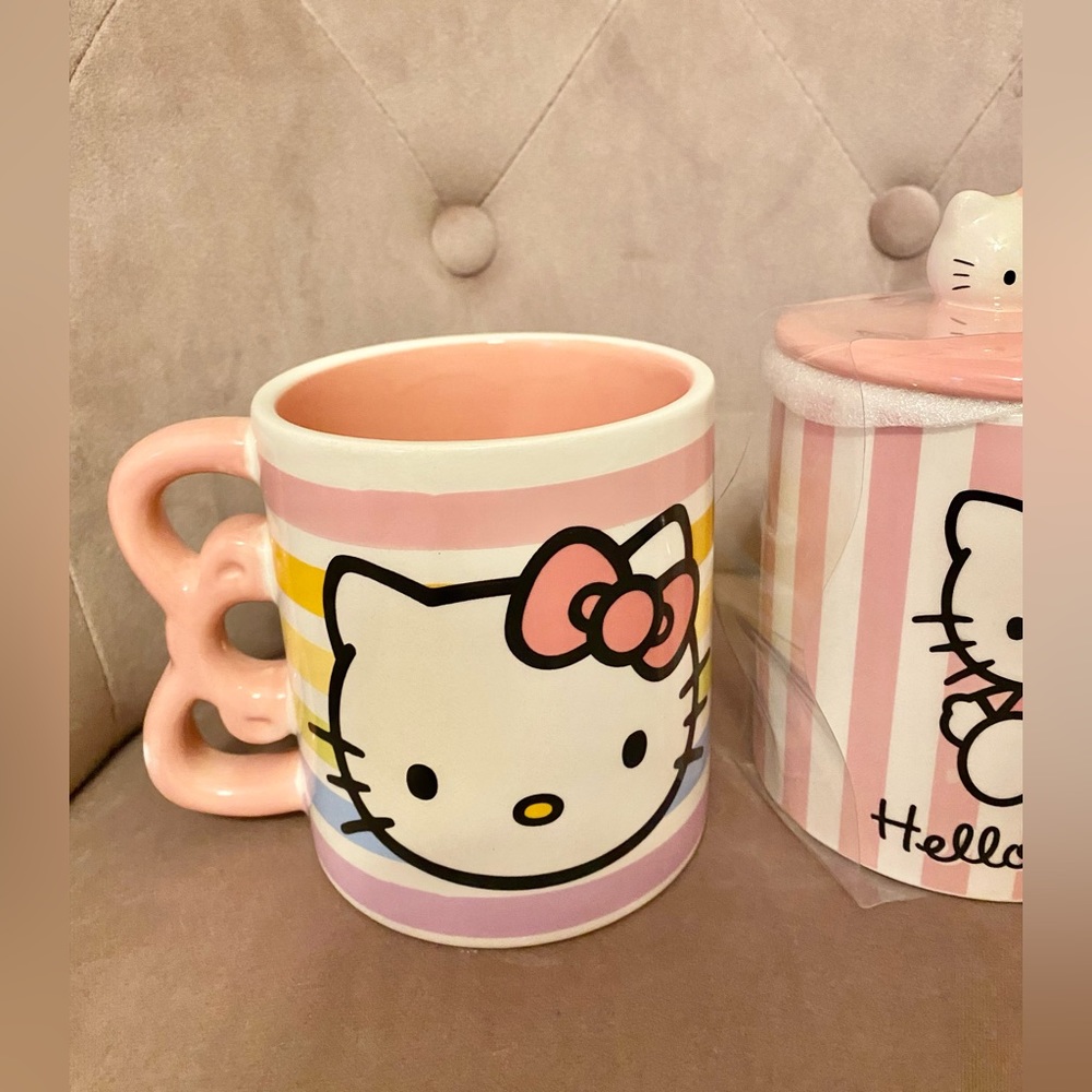 Hello Kitty - Picture 4 of 7